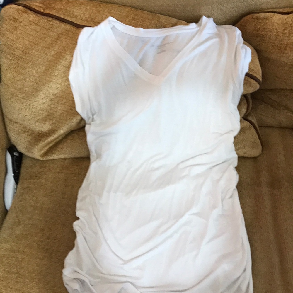 Liz Lange maternity top